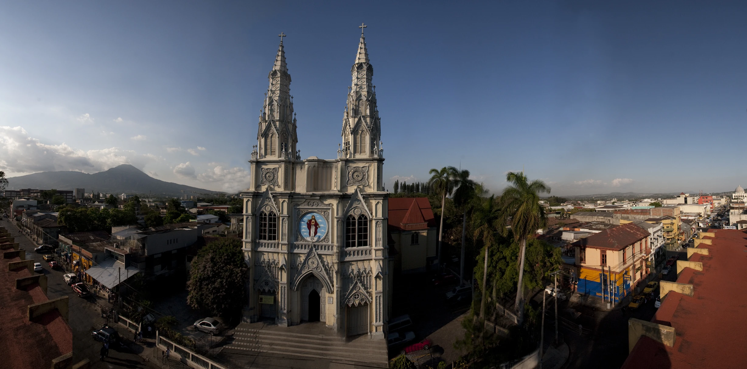 Basilica of the Sacred Heart of Jesus in San Salvador, El Salvador.?w=200&h=150