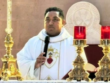 Father Héctor Alejandro Pérez.