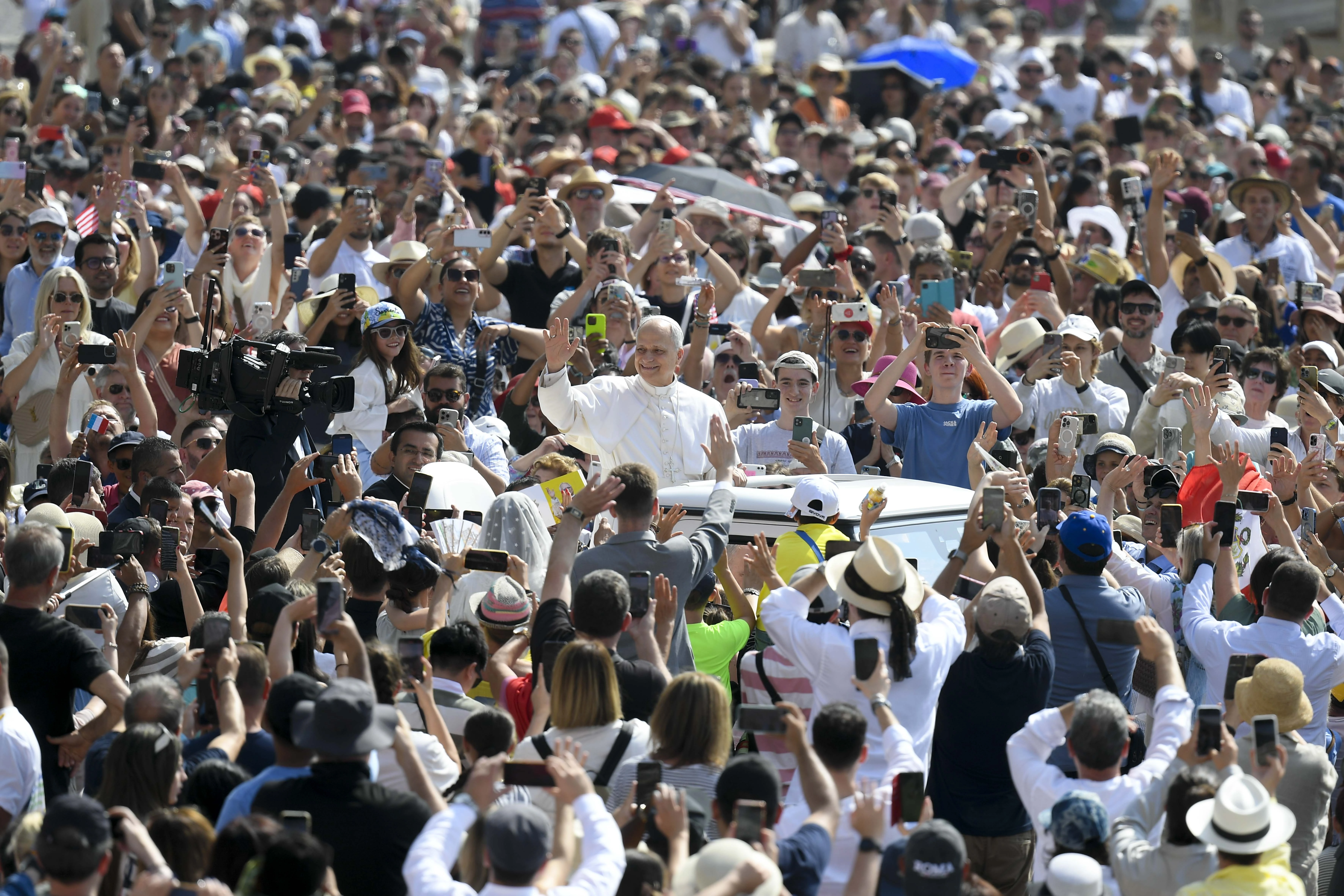 Pope Leo greets throngs of faithful in St. Peter’s Square on June 11, 2025.?w=200&h=150