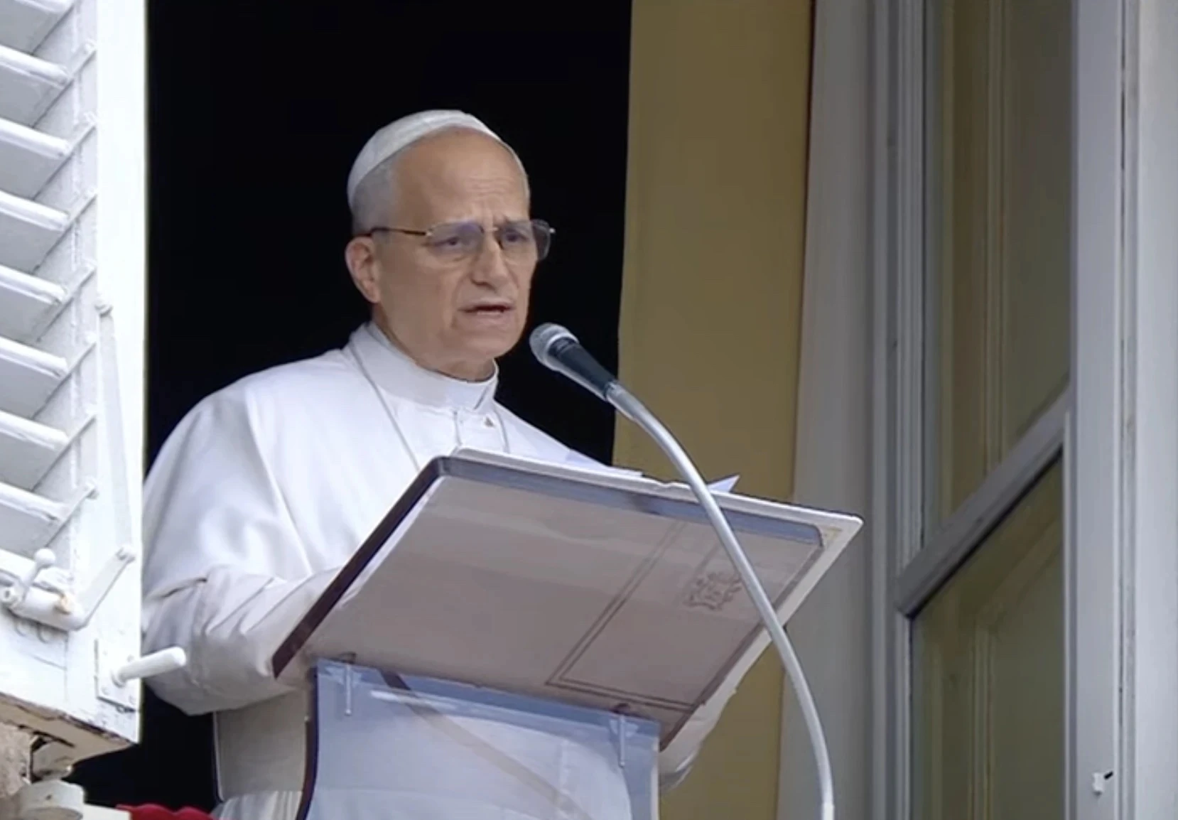 Pope Leo XIV urges “full respect for humanitarian law” amid a food crisis in Gaza  in his address following the Angelus prayer on July 27, 2025, at the Vatican.?w=200&h=150