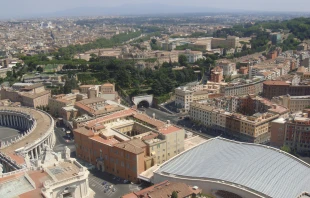 Partial panoramic view of Vatican environs. Credit: 7777777kz, CC BY 3.0, via Wikimedia Commons