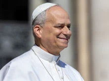 Pope Leo XIV (pictured at St. Peter’s on June 1, 2025) issued a message of hope on July 10, 2025, in anticipation of the upcoming World Day for Grandparents and the Elderly.