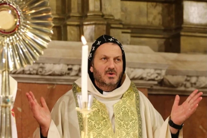 Archbishop Jacques Mourad denounced the practice of people driving around in official cars with loudspeakers proclaiming verses from the Quran and calling on Christians to convert.?w=200&h=150