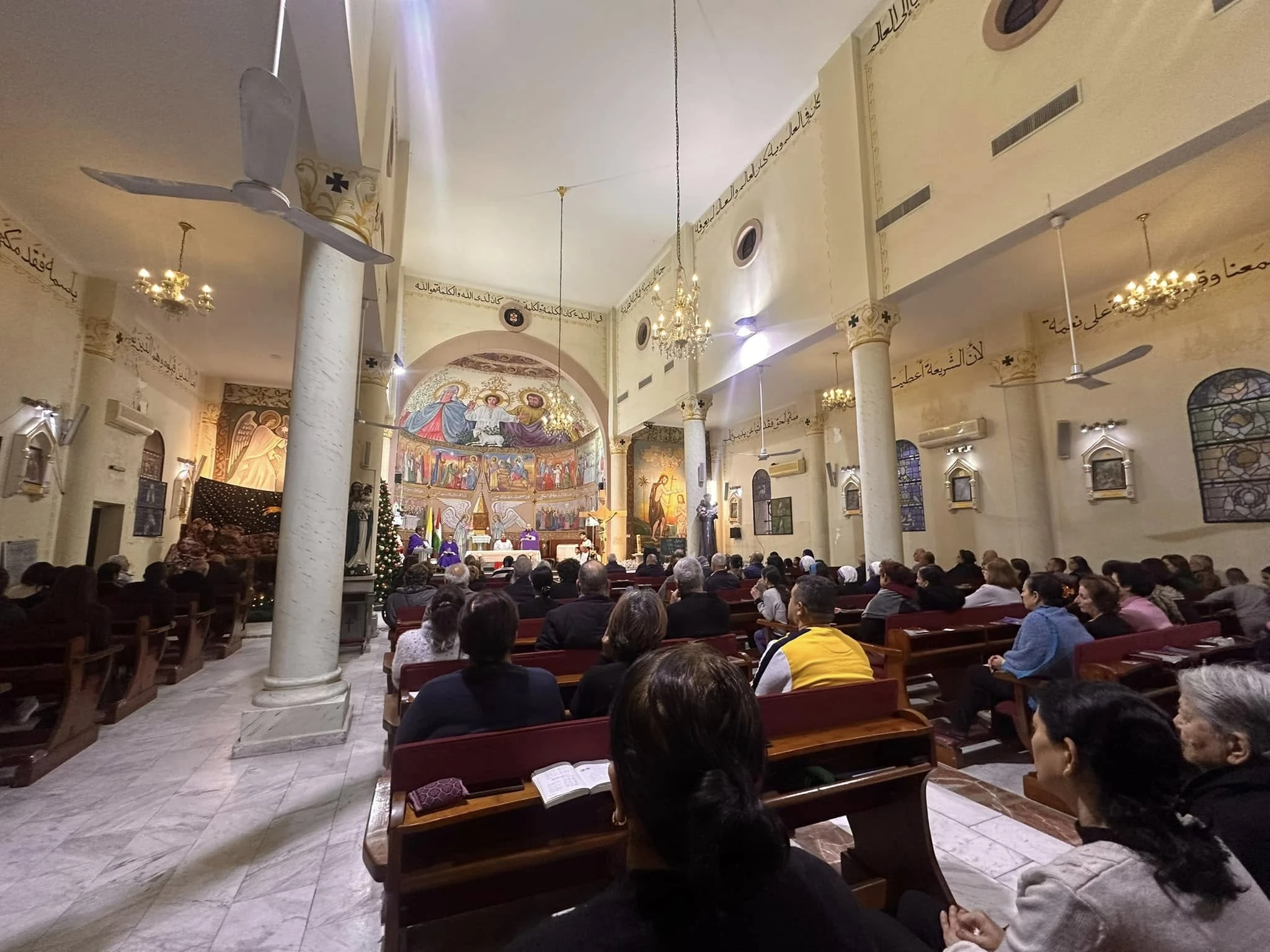 Holy Mass at the Holy Family Parish in Gaza, led by the parish priest, Father Gabriel Romanelli, during the Advent season in December 2024.?w=200&h=150