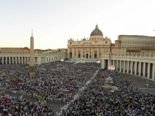 Thousands fill St. Peter’s Square for the Jubilee of Youth welcome Mass on July 29, 2025, at the Vatican.