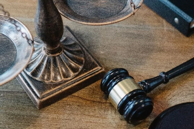 gavel