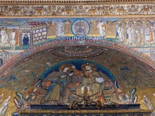 A gentle cascade of white rose petals falls from the ceiling of the Basilica of St. Mary Major on Aug. 5, 2025, the feast of the dedication of the basilica, evoking “the miracle of the snow” said to have taken place nearly 17 centuries ago.