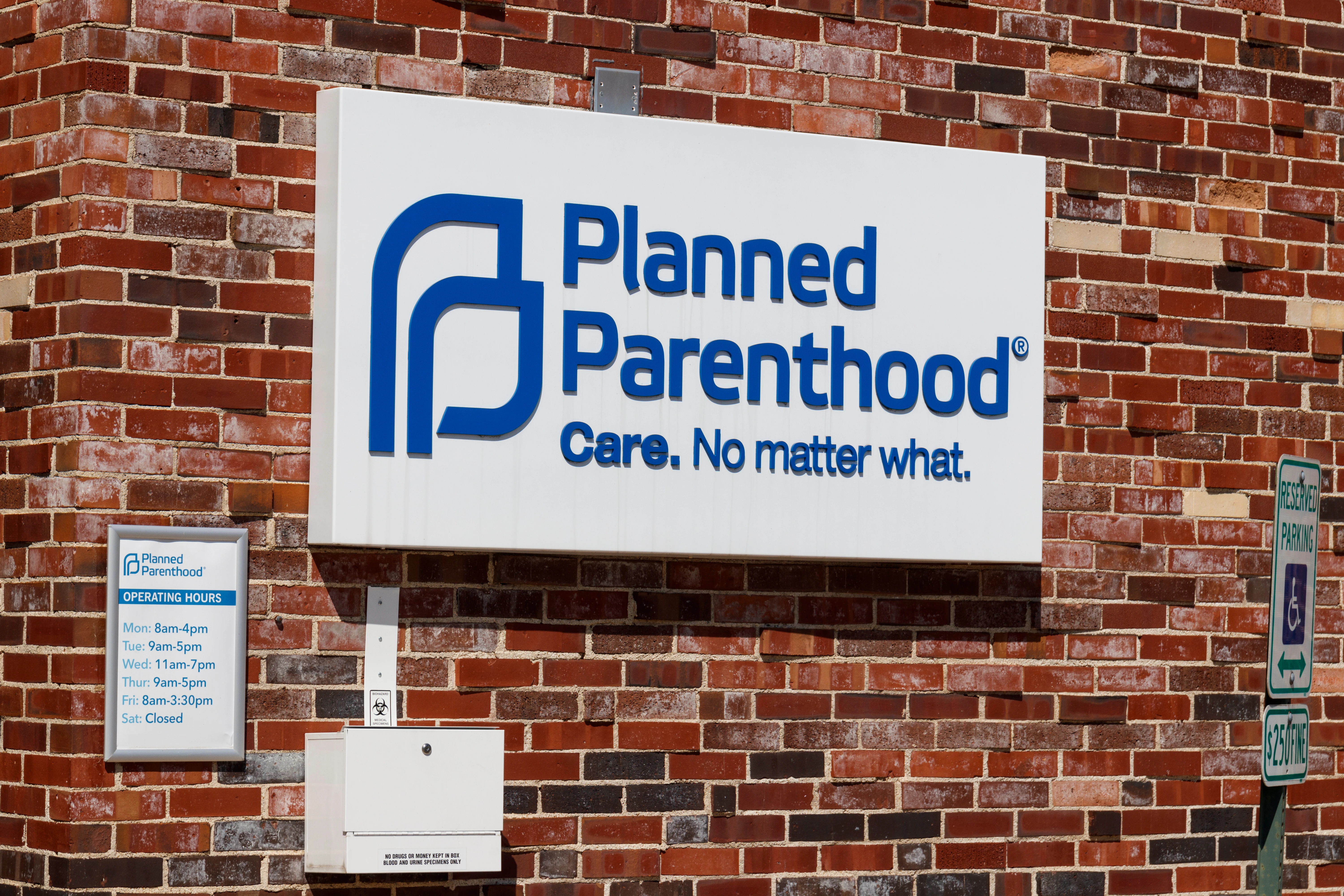 In recent months, more than two dozen Planned Parenthood locations have announced they will close.?w=200&h=150