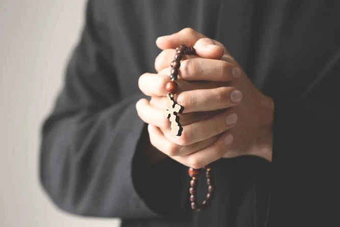 The tragedy points to the urgent need to provide support and accompaniment to priests, who often bear great responsibilities and challenges, usually alone.?w=200&h=150