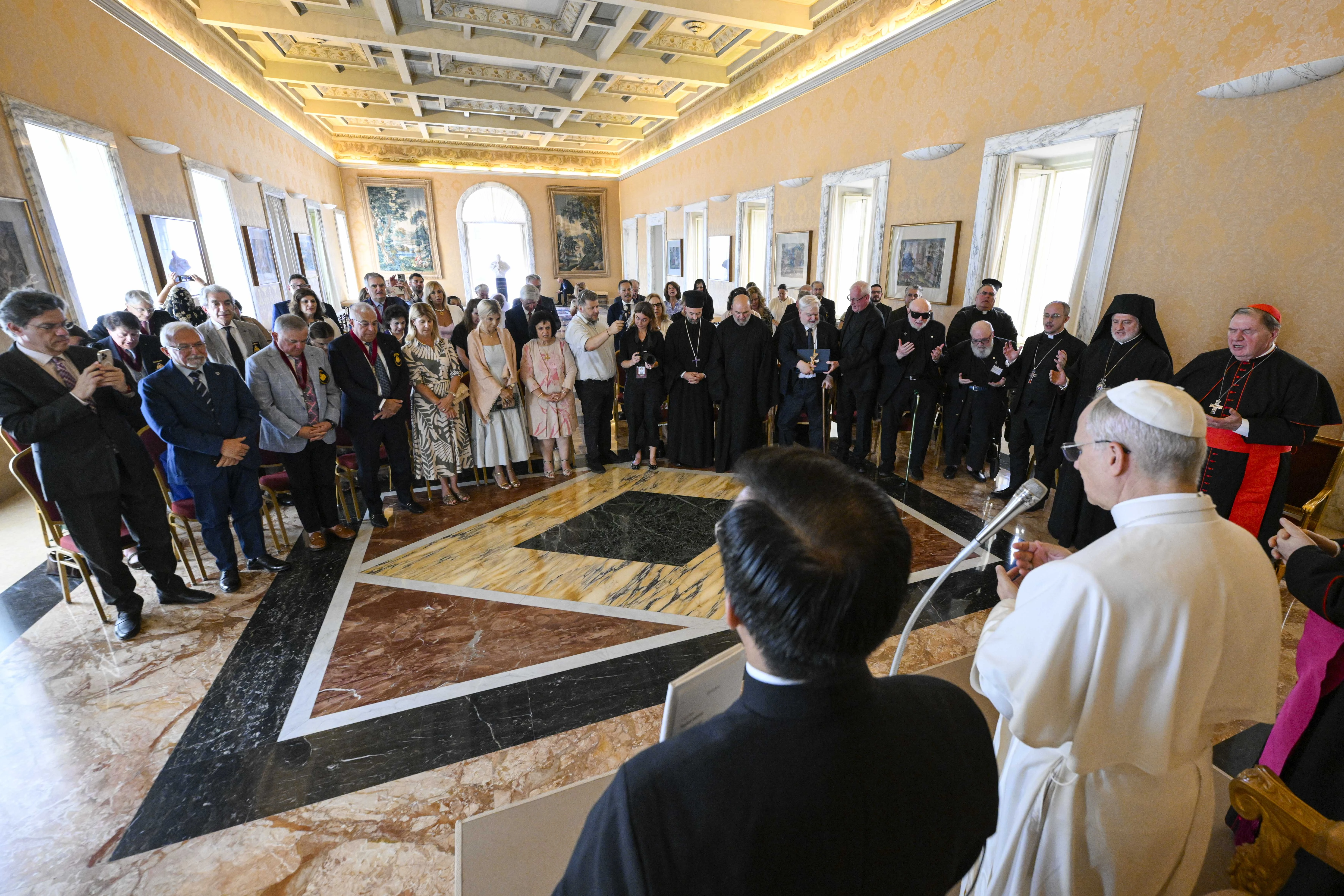 Pope Leo XIV on July 17, 2025, meets with a U.S. ecumenical group led by Cardinal Joseph Tobin and Greek Orthodox Archbishop Elpidophoros of America, encouraging them to “return to the roots of our faith” in their pilgrimage to Italy and Turkey.?w=200&h=150