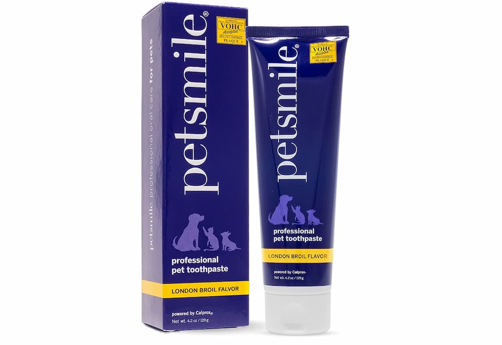 PetSmile cat toothpaste