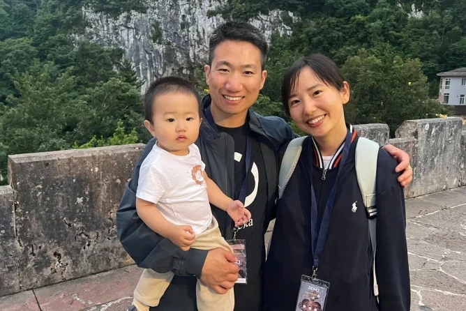 Shushu, with her husband, Josemi, and their son, Emmanuel, during JEMJ at the Covadonga shrine.?w=200&h=150