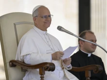 Pope Leo XIV speaks to thousands of pilgrims gathered in St. Peter’s Square for his Wednesday catechesis on the Jubilee theme “Jesus Christ Our Hope” on Aug. 6, 2025.