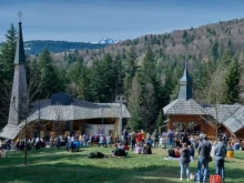 The Vatican recognizes the pastoral value of the alleged apparitions of the Virgin Mary on Mount Zvir near the village of Litmanová in northwestern Slovakia from 1990 to 1995 and authorizes public worship, without commenting on the supernatural authenticity of the apparitions.