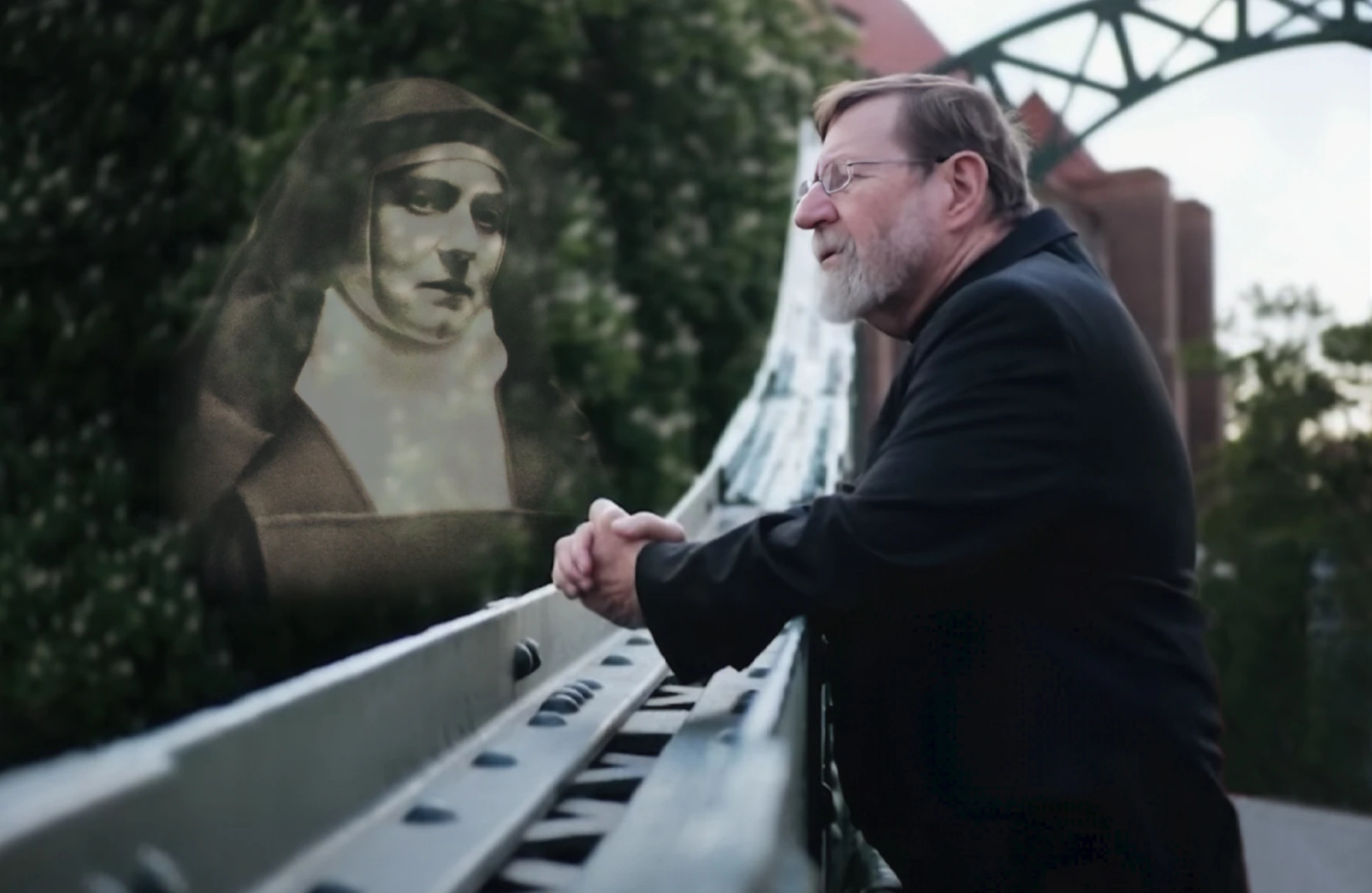 A Jesuit priest fluent in 13 languages, Father Mitch Pacwa hosts several programs on EWTN, including “EWTN Live.”?w=200&h=150