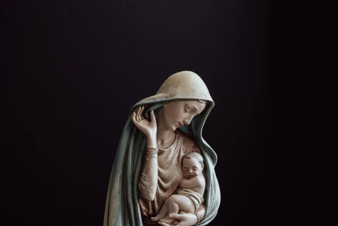 Virgin Mary with Jesus