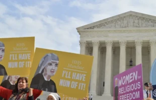 Religious sisters show their support for the Little Sisters of the Poor outside the Supreme Court, where oral arguments were heard on March 23, 2016, in the Zubik v. Burwell case against the HHS mandate. Credit: CNA